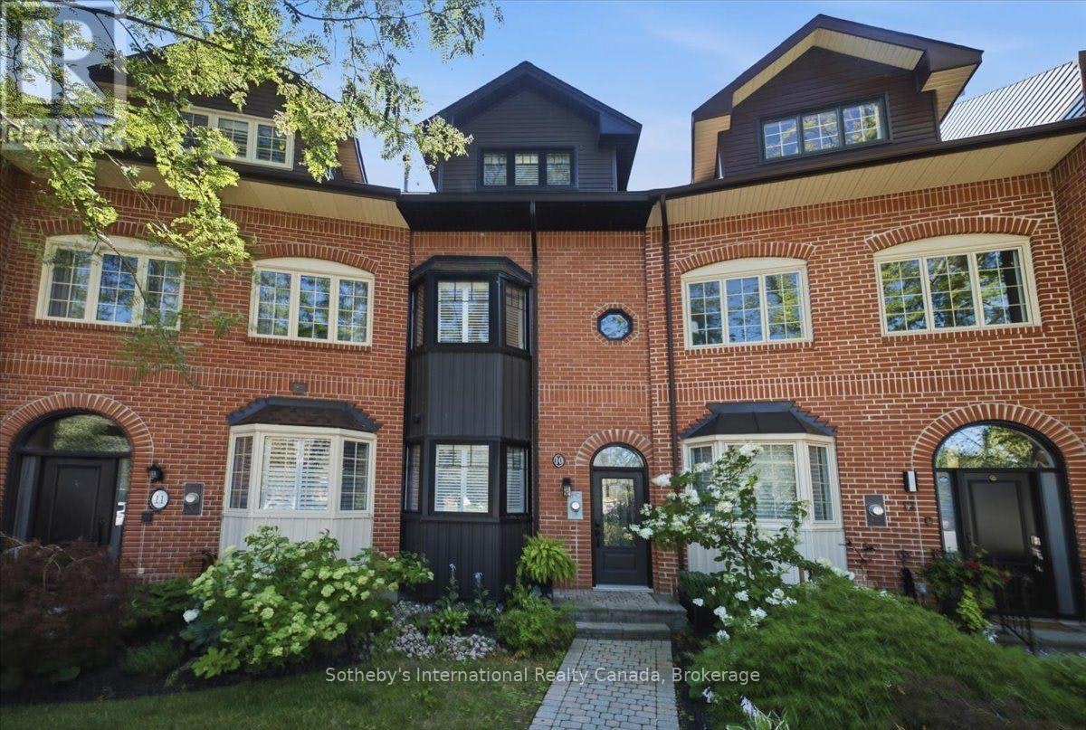 10 Southwind Terrace, Oakville, ON, L6L 6K5