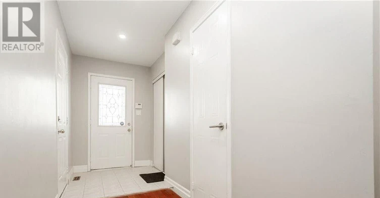 32-2920 Headon Forest Drive, Burlington, ON, L7M 3Z7 - 2