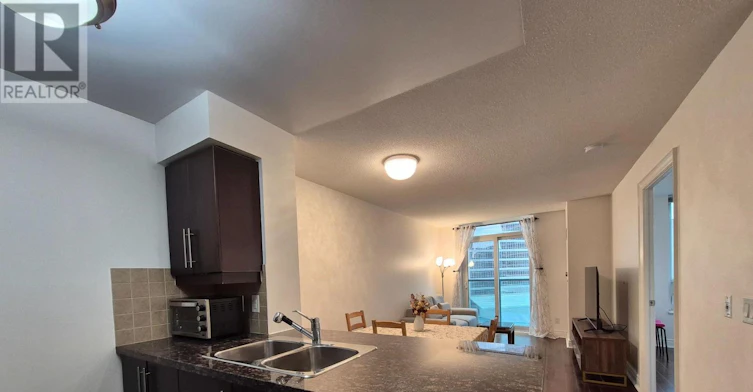 1024-25 Greenview Avenue, Toronto, ON, M2M 0A5 - 9