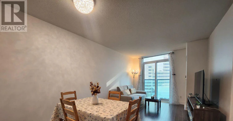 1024-25 Greenview Avenue, Toronto, ON, M2M 0A5 - 11