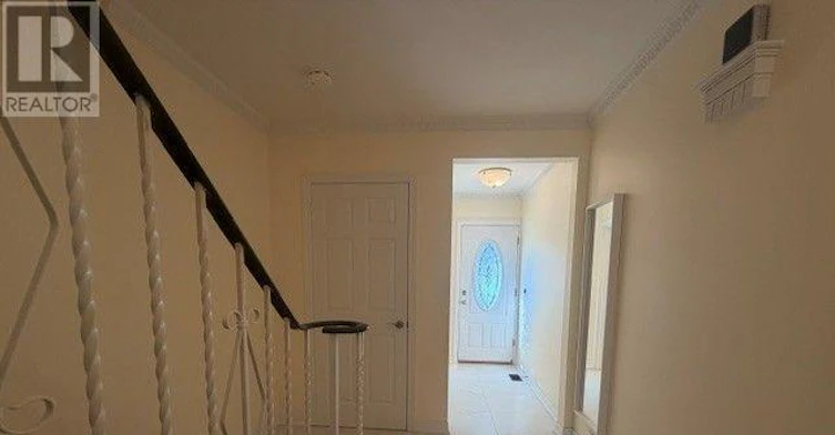 8 Farmstead Road, Toronto, ON, M2L 2G2 - 2