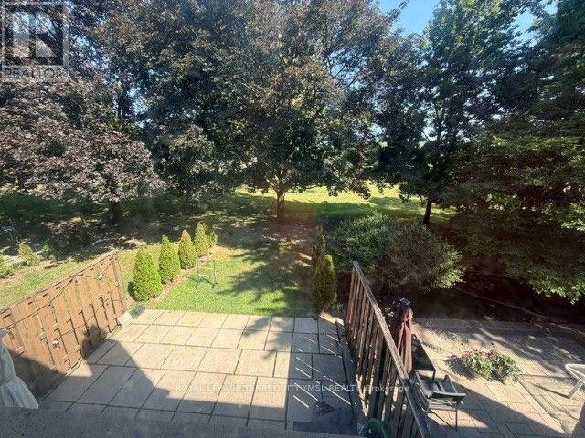 8 Farmstead Road, Toronto, ON, M2L 2G2 - 36