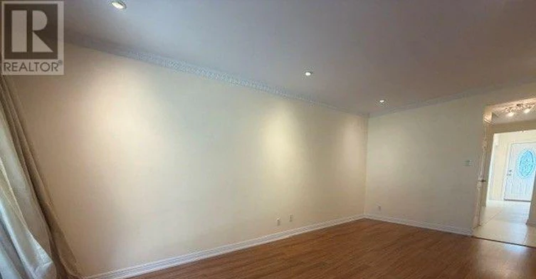 8 Farmstead Road, Toronto, ON, M2L 2G2 - 10