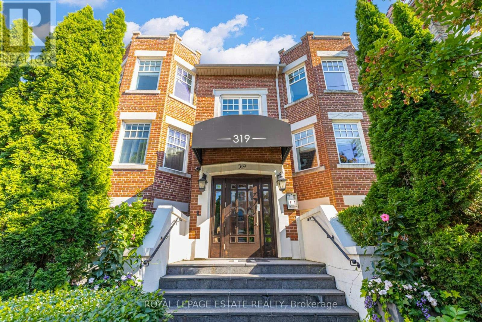 1D-319 Lonsdale Road, Toronto, ON, M4V 1X3