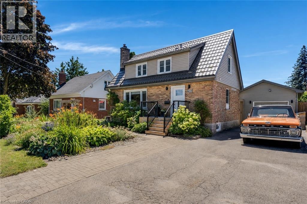 795 Rockway Drive, Kitchener, ON, N2G 3B6