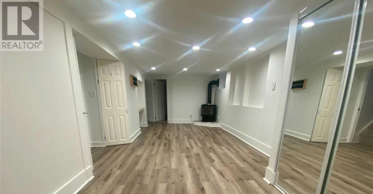 LOWER-41 Park Street, Toronto, ON, M1N 2N4 - 3