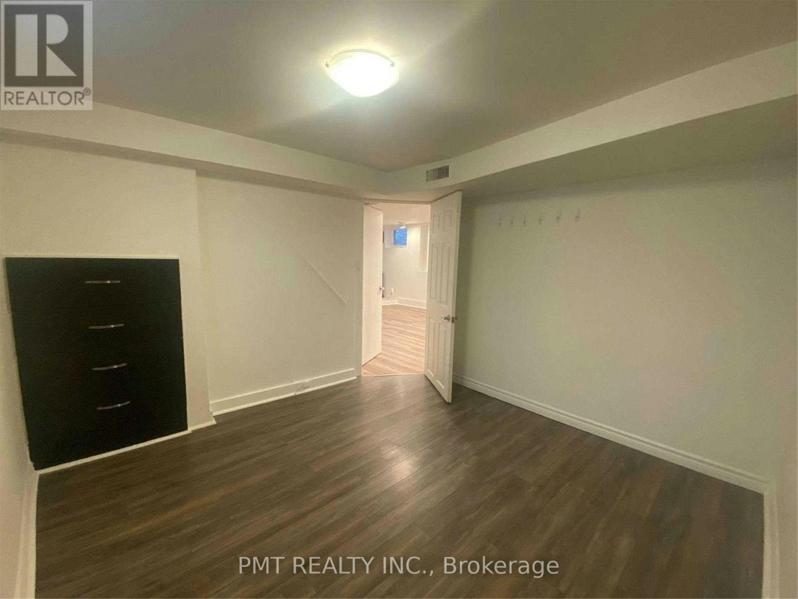 LOWER-41 Park Street, Toronto, ON, M1N 2N4 - 7