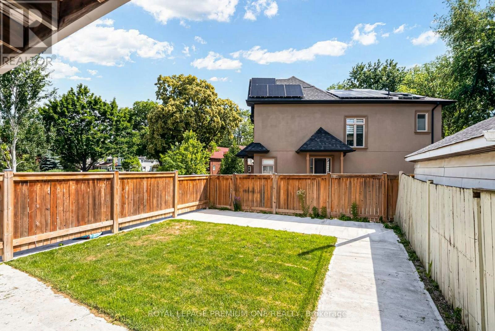 2-79 Twenty Fifth Street, Toronto, ON, M8V 3P7 - 3
