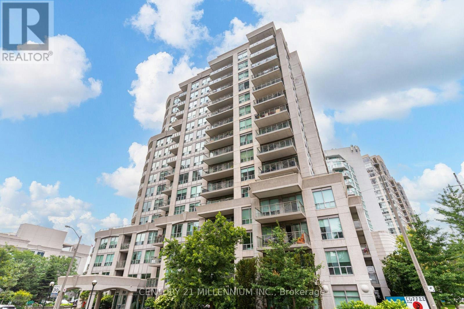 506-88 Palace Pier Court, Toronto, ON, M8V 4C2