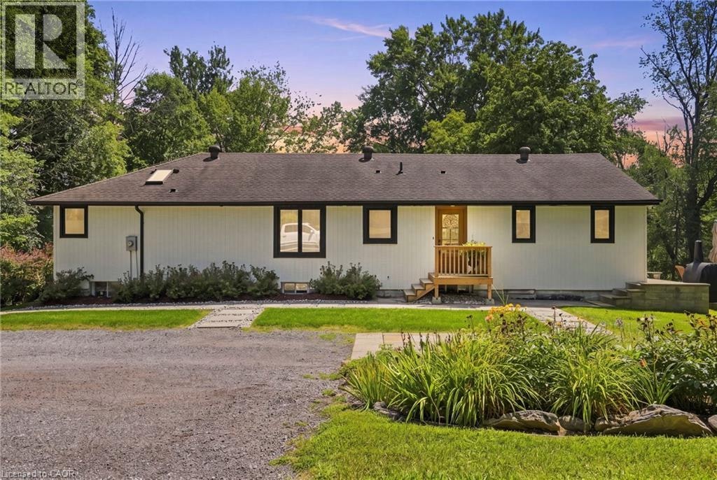 1095 Governors Road, Hamilton, ON, L9H 5E3