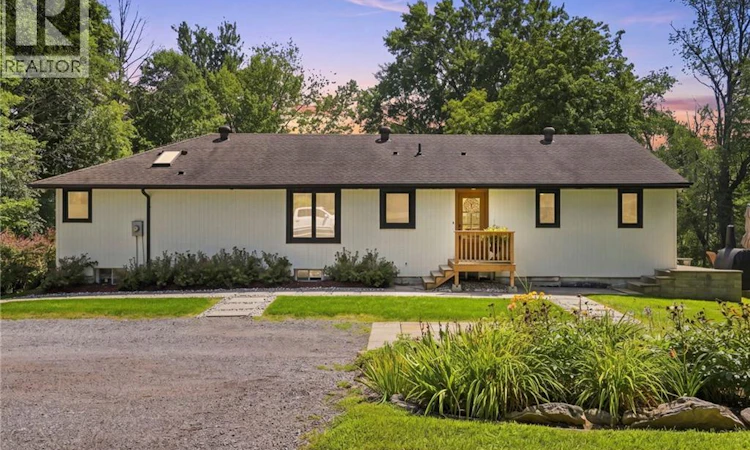 1095 Governors Road