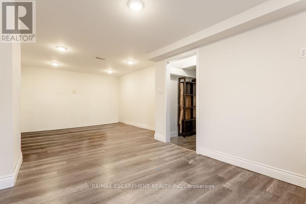 270 Beach Boulevard, Hamilton, ON, L8H 6W1 - 32
