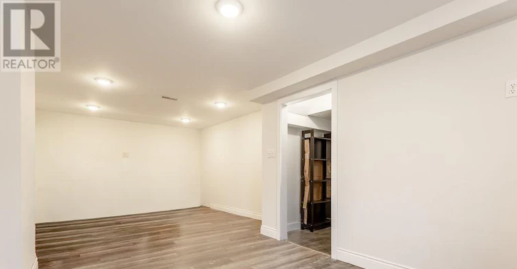 270 Beach Boulevard, Hamilton, ON, L8H 6W1 - 32