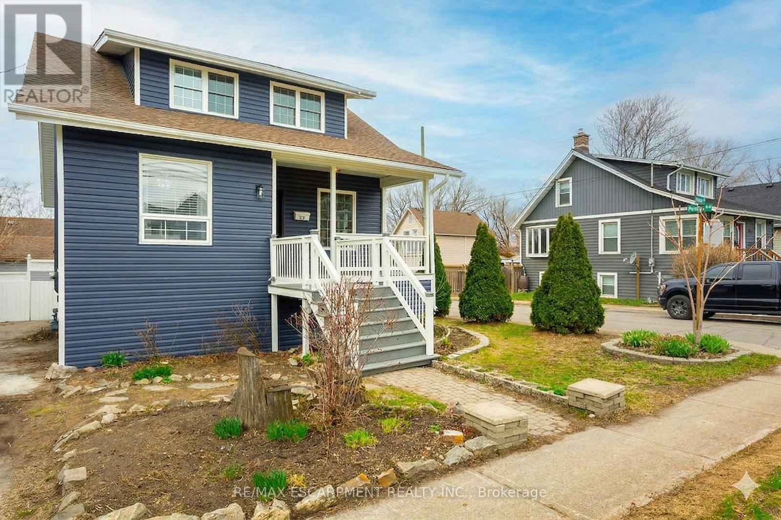 270 Beach Boulevard, Hamilton, ON, L8H 6W1 - 2