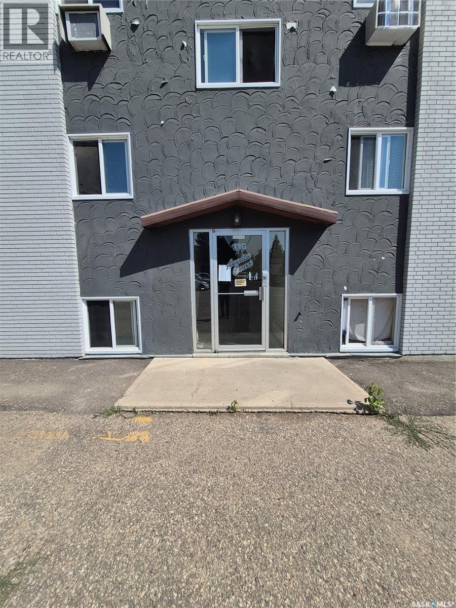 5-116 Acadia Court, Saskatoon, SK, S7H 4T7