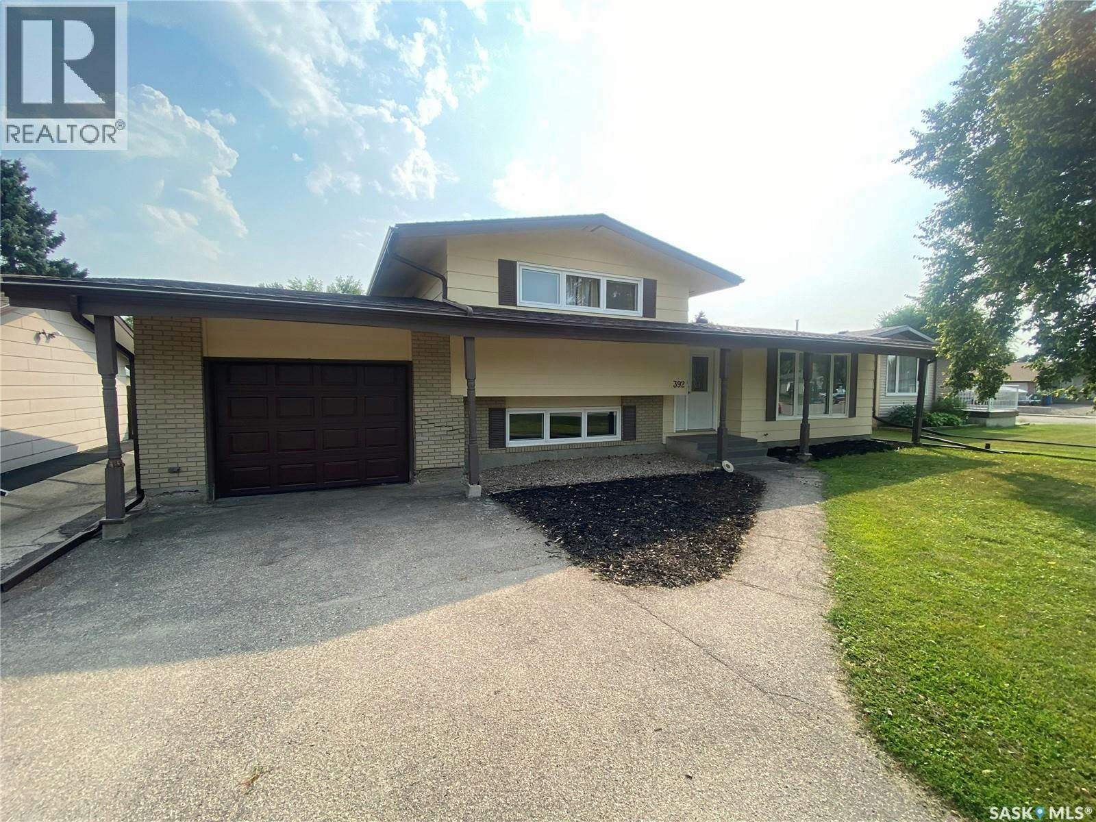 392 Circlebrooke Drive, Yorkton, SK, S3N 2Y5