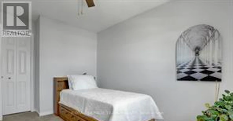 2 Calaveras Avenue, Ottawa, ON, K2J 4Z8 - 14