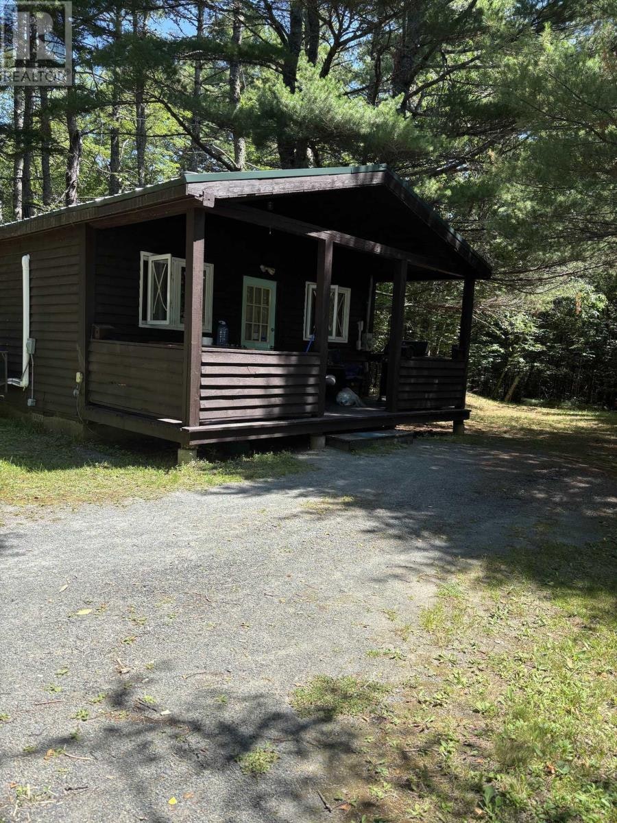 2031 Clifford Road East, East Clifford, NS, B4V 7R9