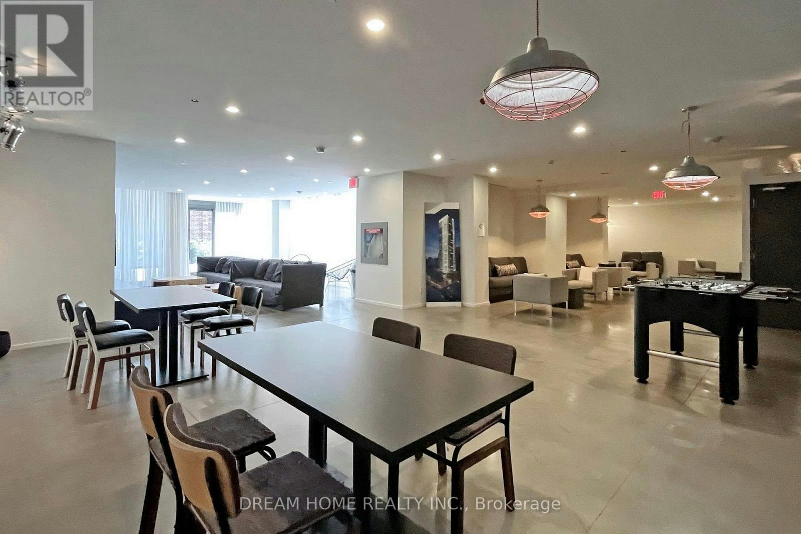 3801-5 St Joseph Street, Toronto, ON, M4Y 0B6 - 22