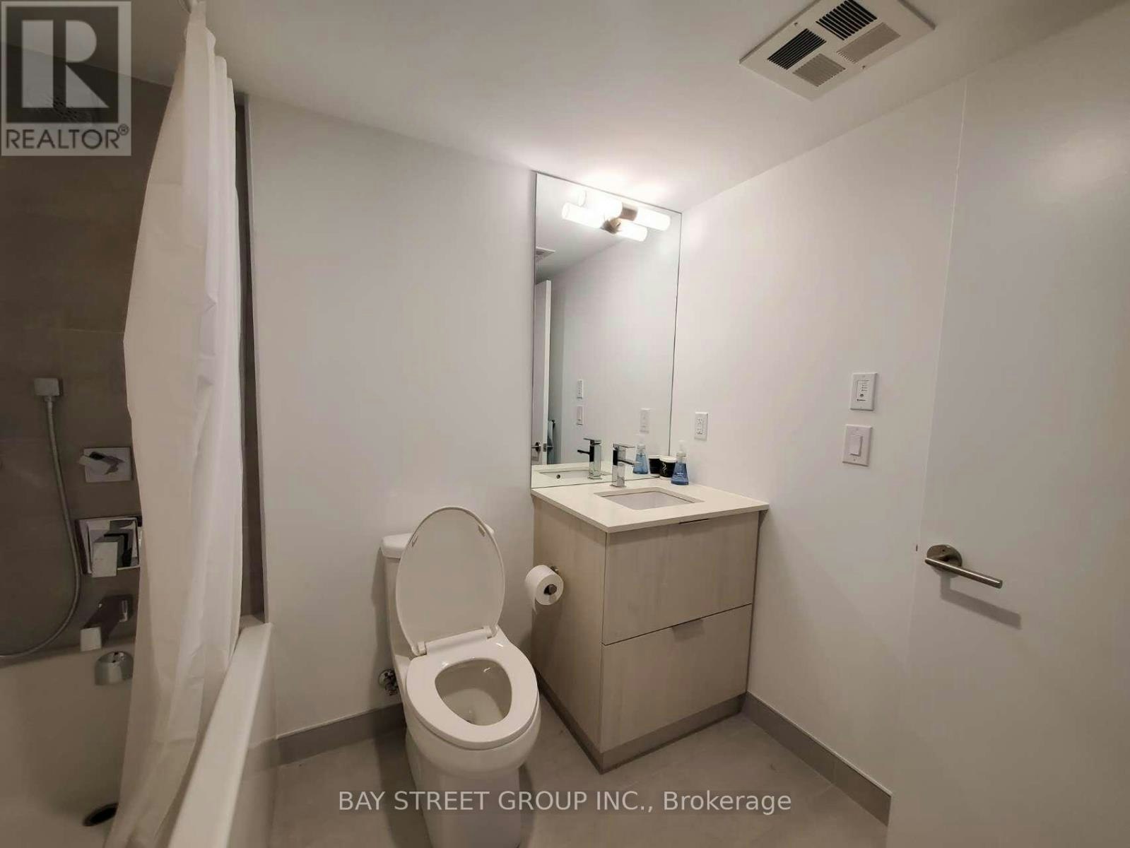 2706-47 Mutual Street, Toronto, ON, M5B 0C6 - 9
