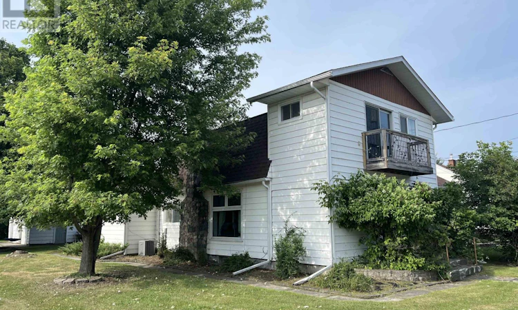 633 Church Street