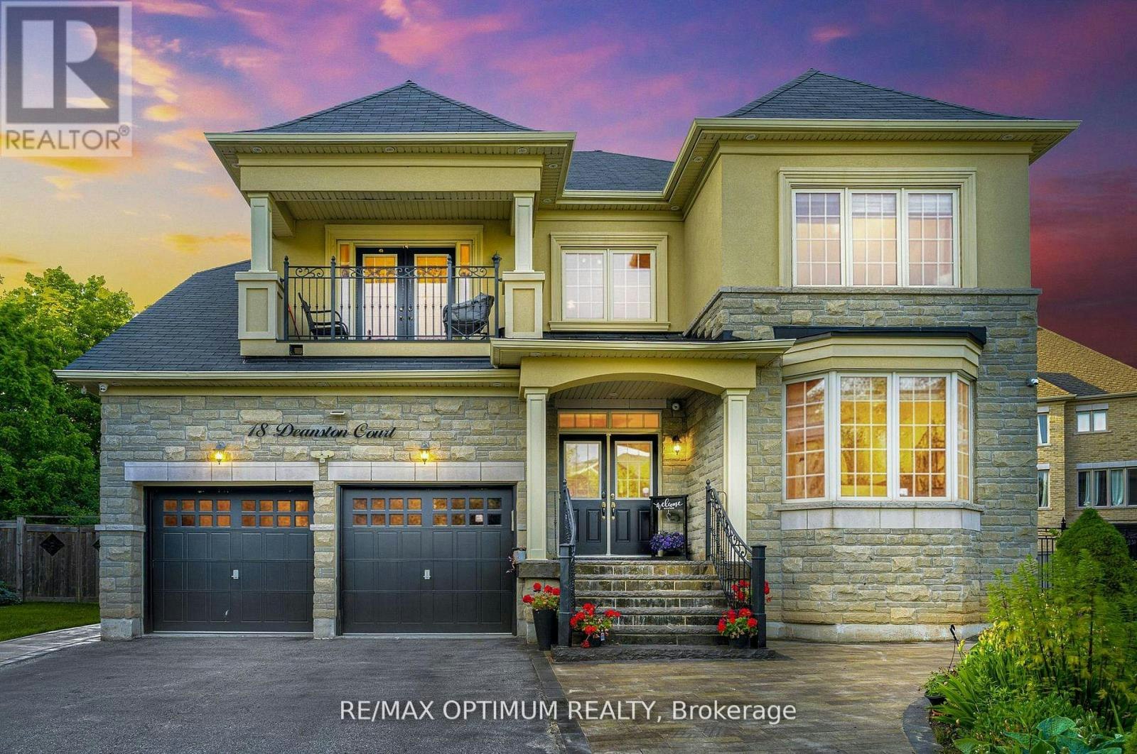 18 Deanston Court, Brampton, ON, L6X 2Z7