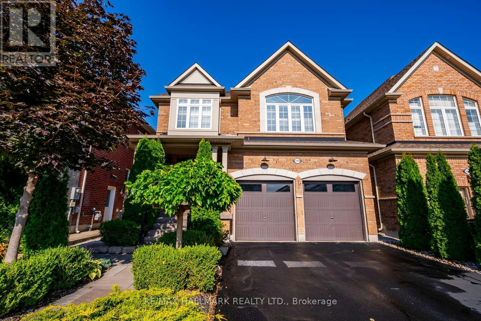 124 Bonnie Braes Drive, Brampton, ON, L6Y 0W7