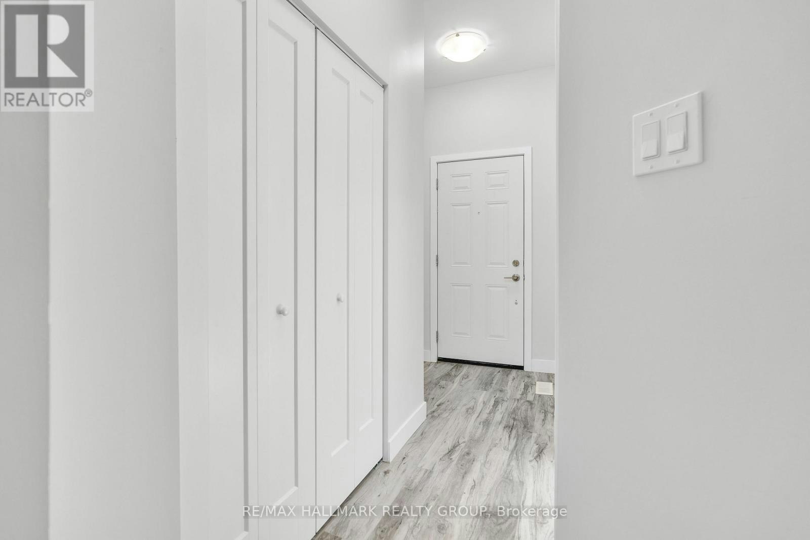 6-259 Somerset Street E, Ottawa, ON, K1N 6V5 - 4