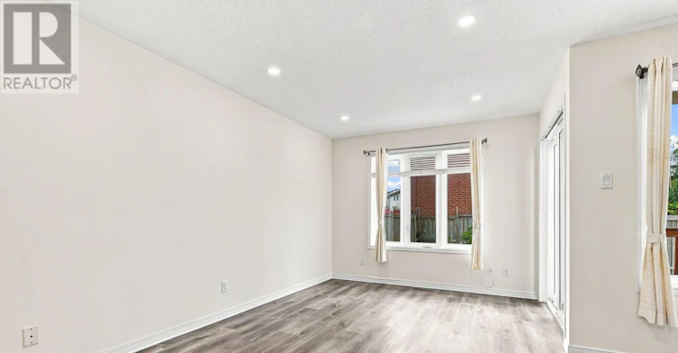 6 Crystal Park Crescent, Ottawa, ON, K2C 3Z8 - 12