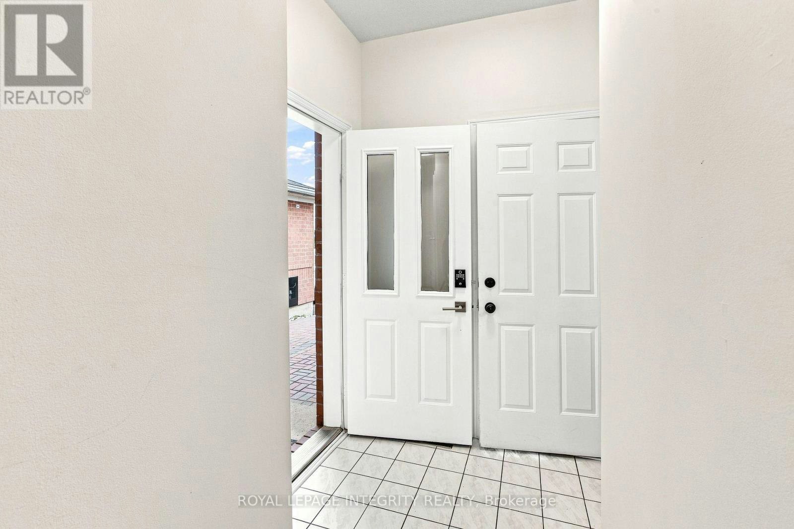6 Crystal Park Crescent, Ottawa, ON, K2C 3Z8 - 25
