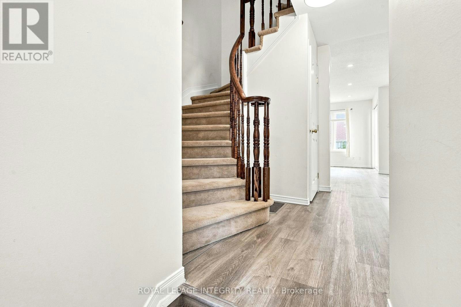 6 Crystal Park Crescent, Ottawa, ON, K2C 3Z8 - 15