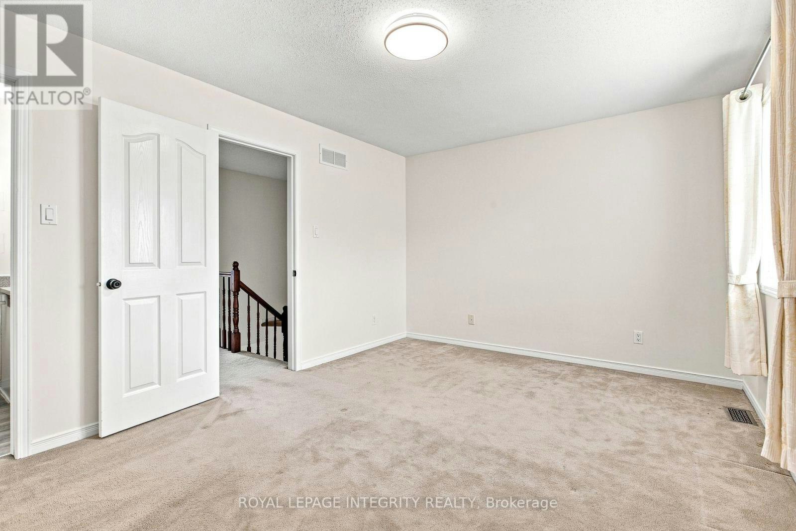 6 Crystal Park Crescent, Ottawa, ON, K2C 3Z8 - 18