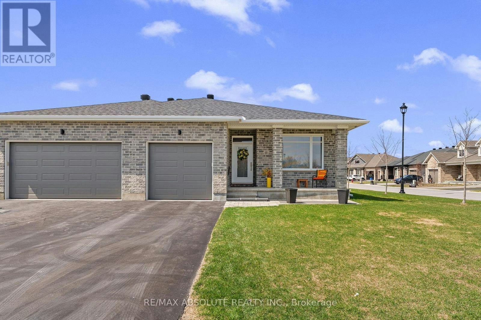 22 Ernie Godin Way, Arnprior, ON, K7S 0J5