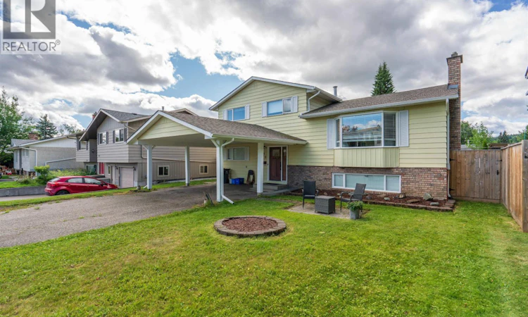389 Neff Crescent