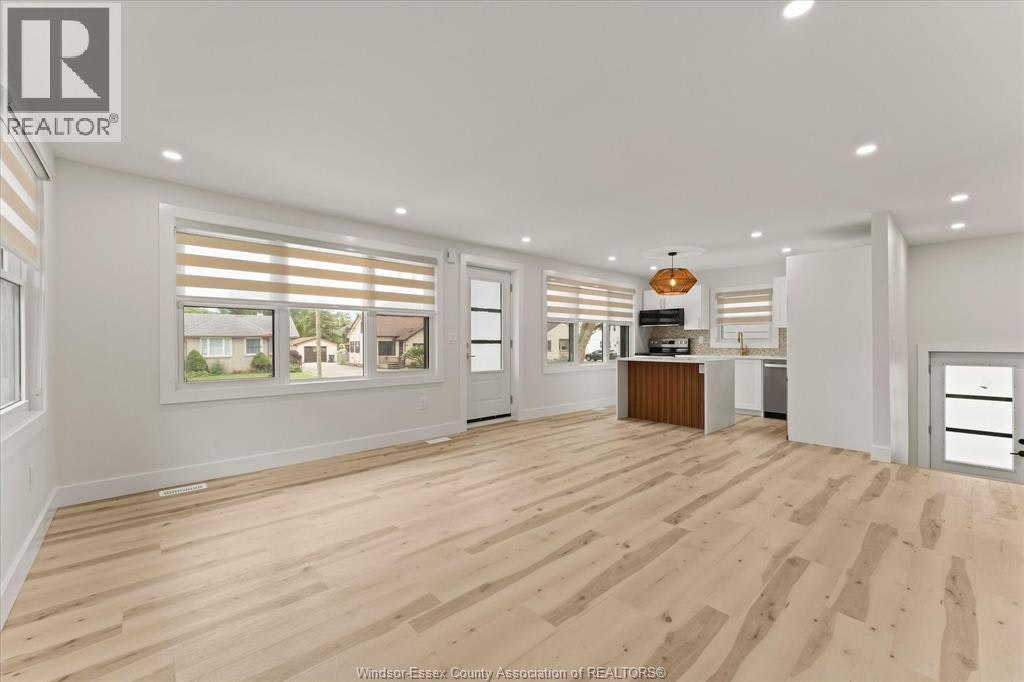 557 Elinor Street, Windsor, ON, N8P 1E3 - 9