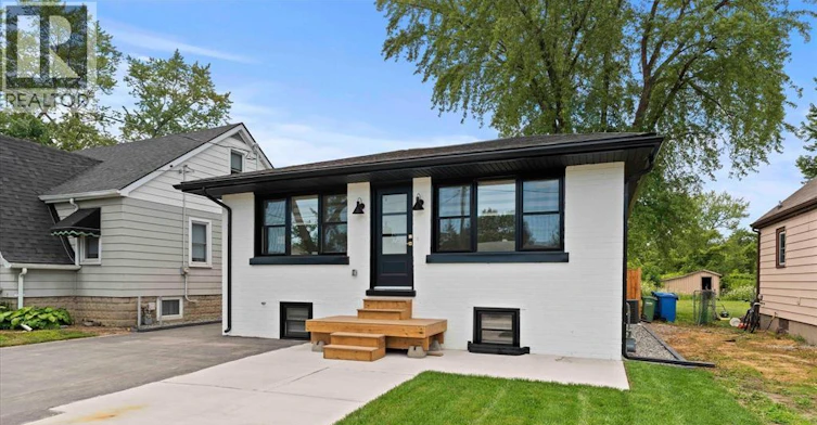 557 Elinor Street, Windsor, ON, N8P 1E3 - 3