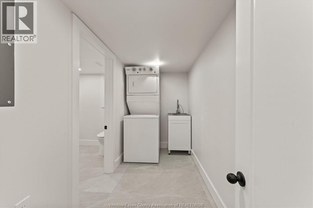 557 Elinor Street, Windsor, ON, N8P 1E3 - 21