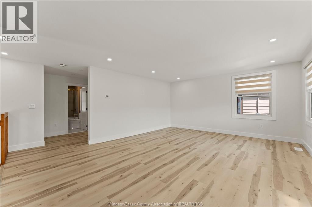 557 Elinor Street, Windsor, ON, N8P 1E3 - 11