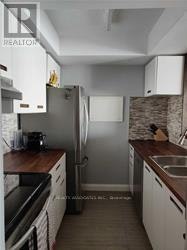 2604-99 Harbour Square, Toronto, ON, M5J 2H2 - 4