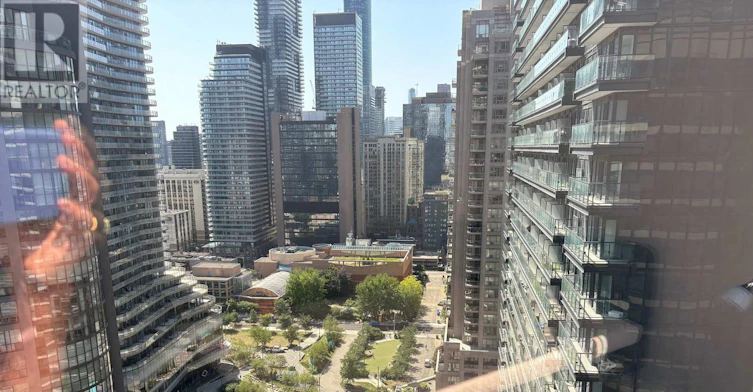 2410-1001 Bay Street E, Toronto, ON, M5S 3A6 - 2