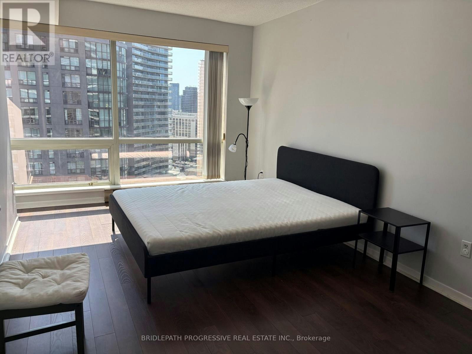 2410-1001 Bay Street E, Toronto, ON, M5S 3A6 - 6