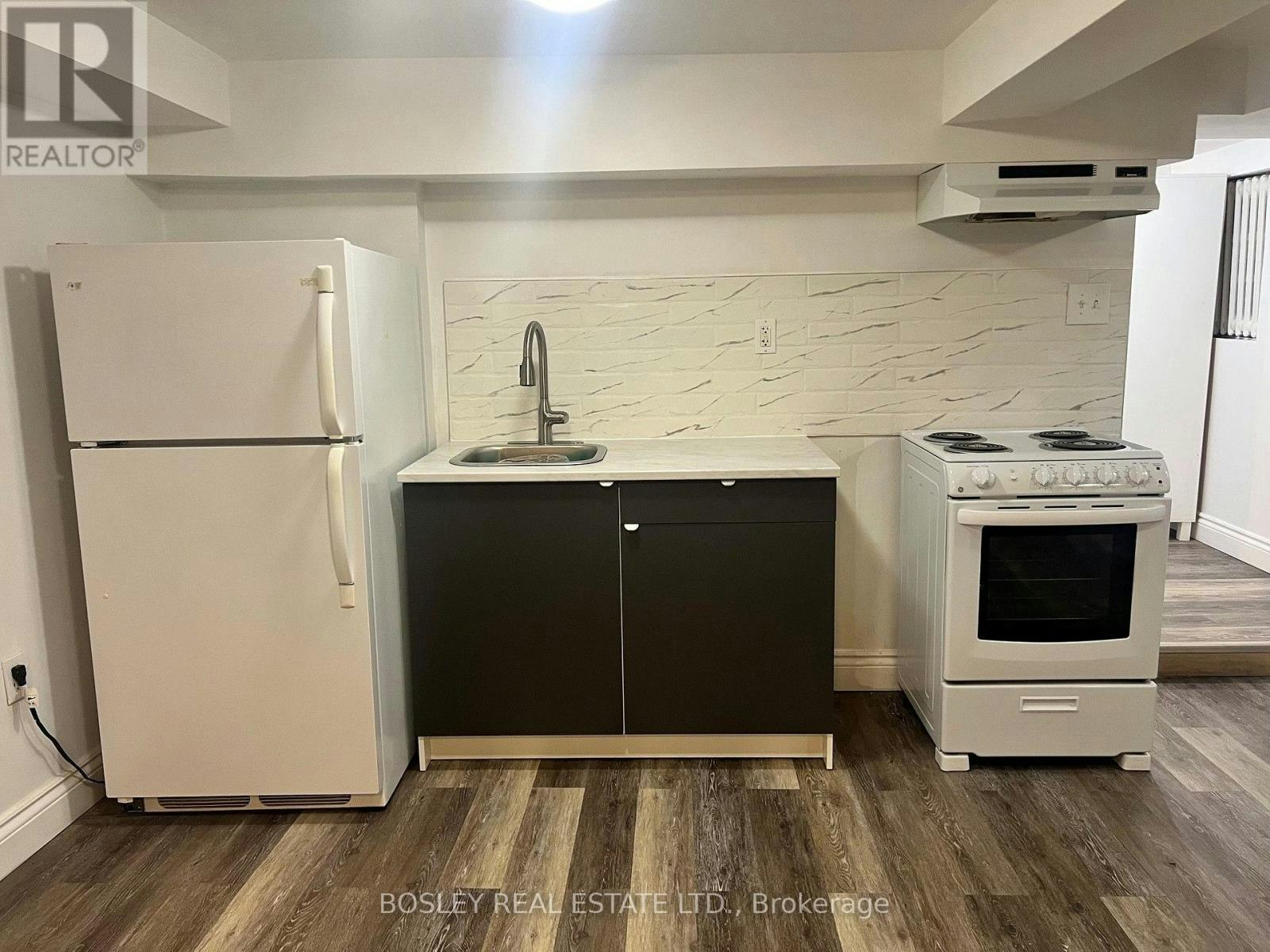 BASEMENT-15 Manor Road E, Toronto, ON, M4S 1P9 - 3