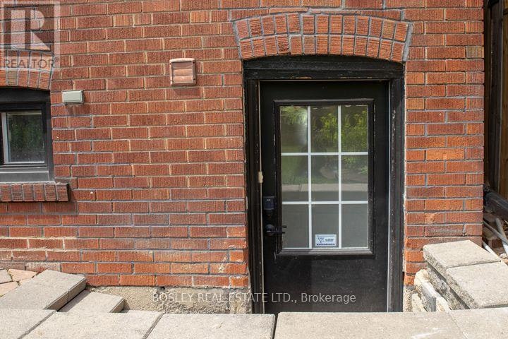 BASEMENT-15 Manor Road E, Toronto, ON, M4S 1P9