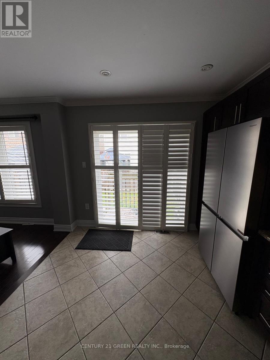 1841 Liatris Drive, Pickering, ON, L1X 0A4 - 7