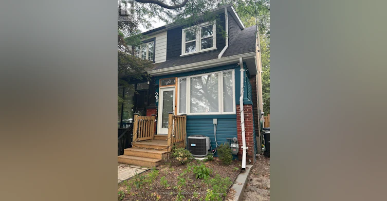 25 Copeland Avenue, Toronto, ON, M4C 1A9 - 2