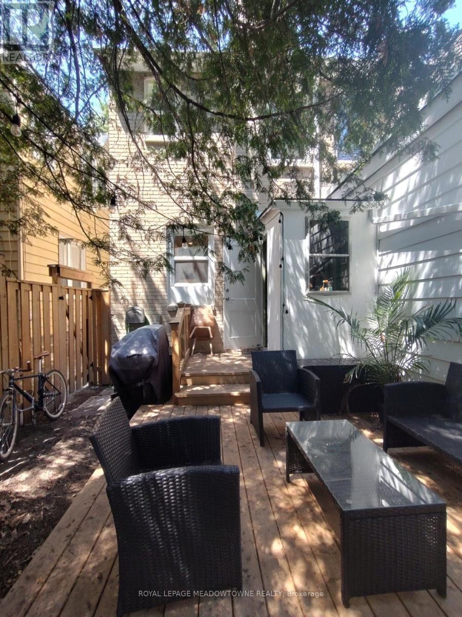 25 Copeland Avenue, Toronto, ON, M4C 1A9 - 22