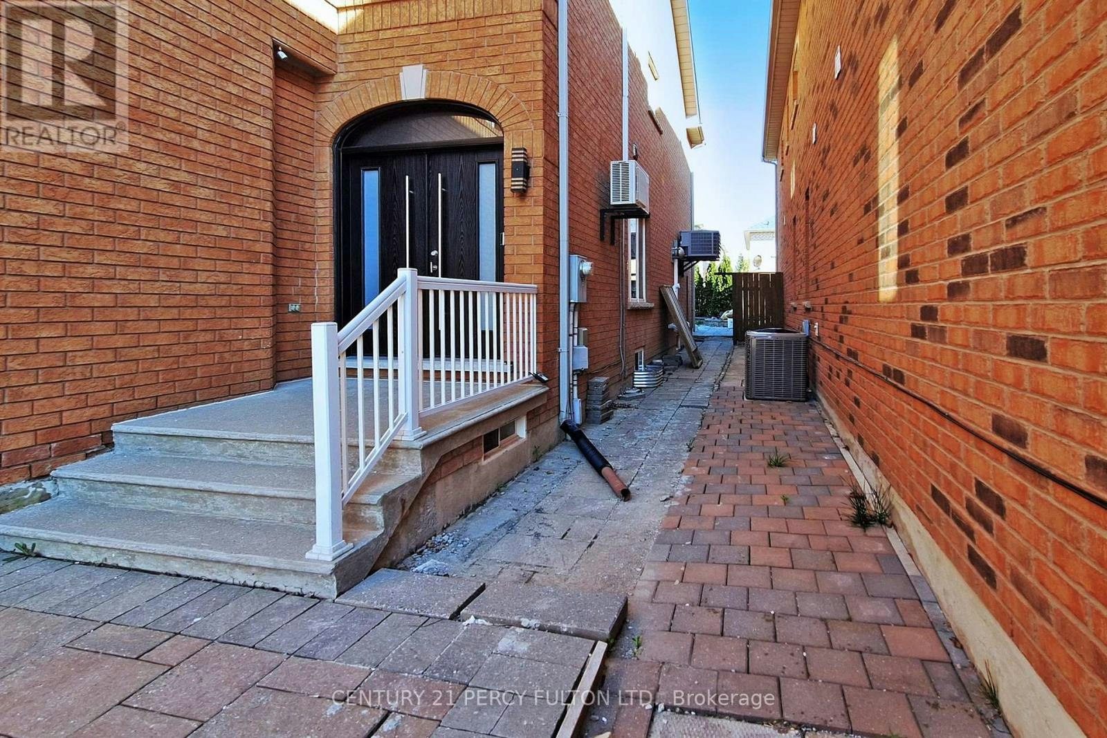 BSMT-47 Sapphire Drive, Richmond Hill, ON, L4S 2E5 - 2