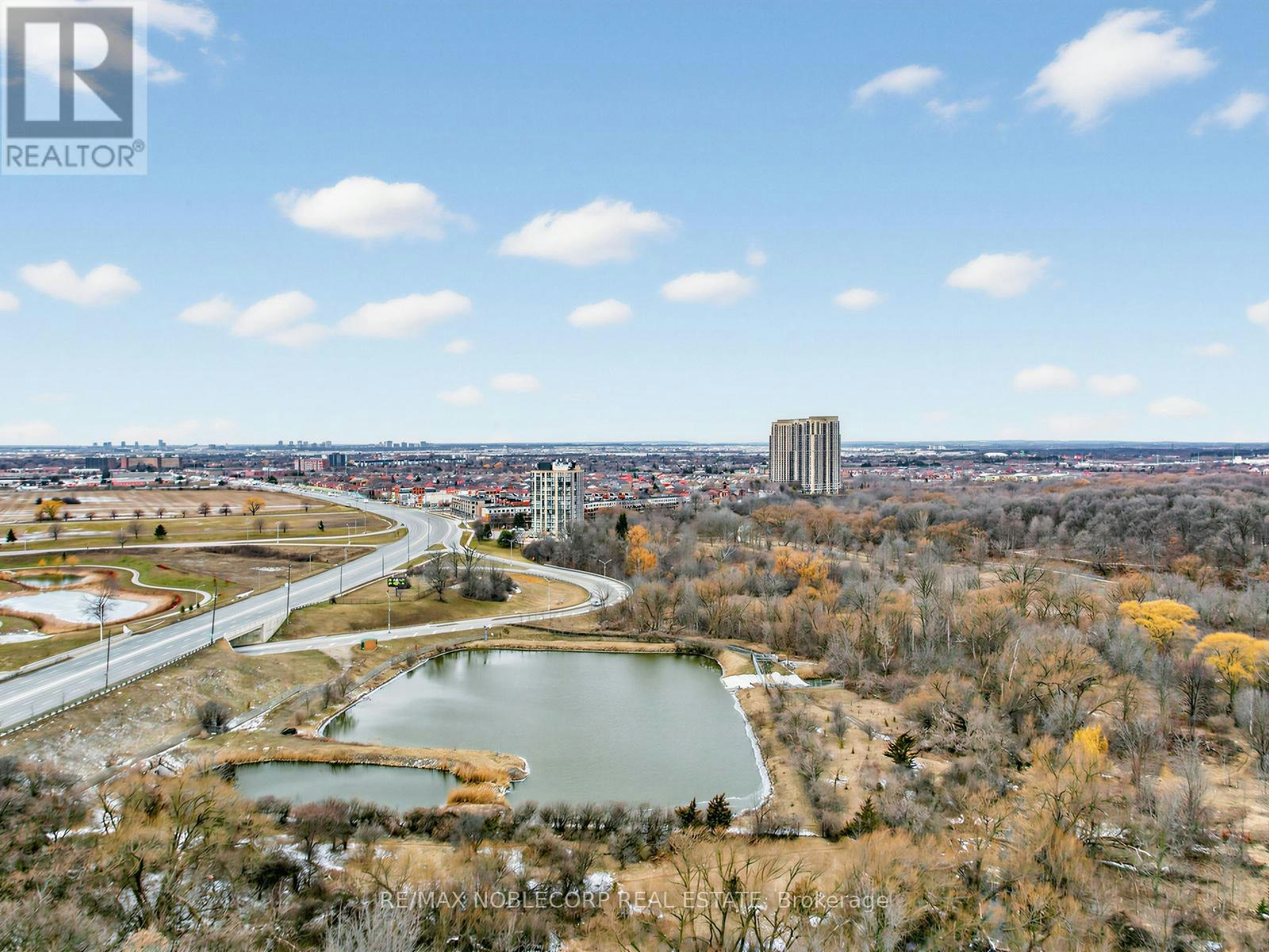 1705-840 Queens Plate Drive, Toronto, ON, M9W 0E7 - 34