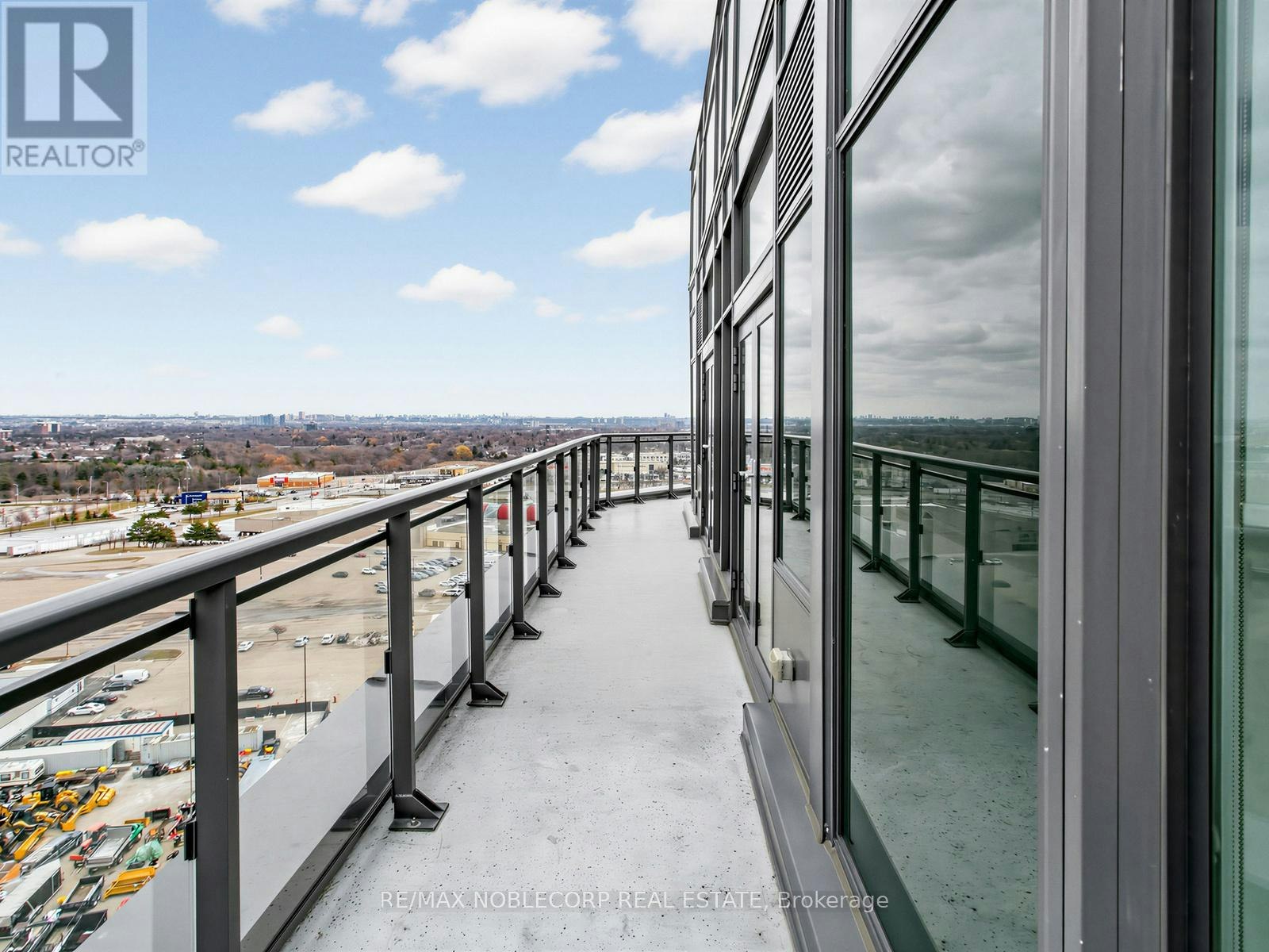 1705-840 Queens Plate Drive, Toronto, ON, M9W 0E7 - 29