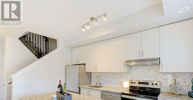 311-349 Wheat Boom Drive, Oakville, ON, L6H 7X5 - 15